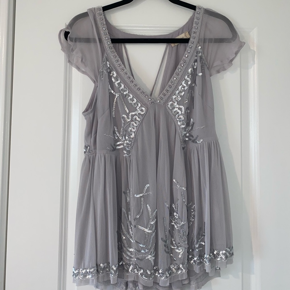 Lilac sequenced top